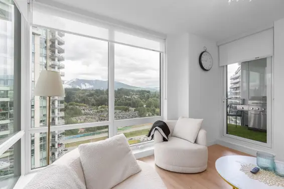 1902 1500 Fern Street, North Vancouver For Sale - image 3