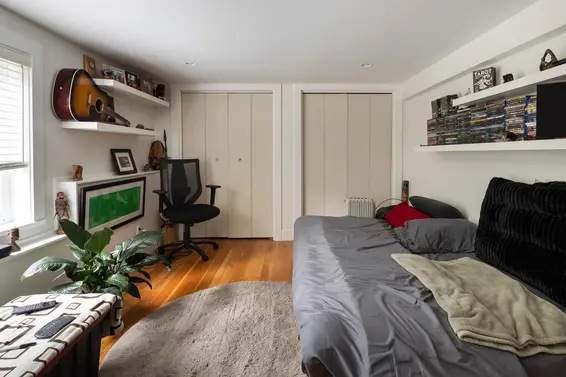 529 East 11th Street, North Vancouver For Sale - image 35
