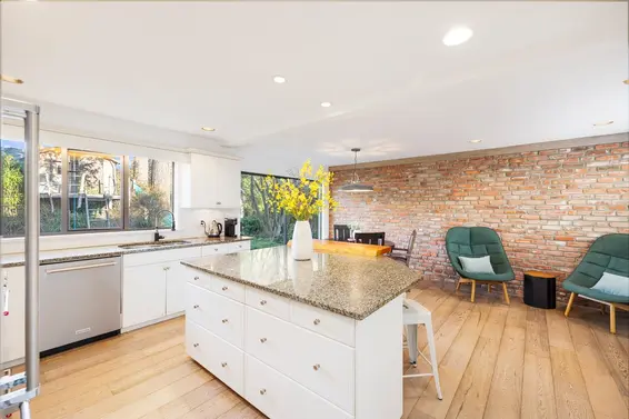 4198 Sunset Boulevard, North Vancouver For Sale - image 13