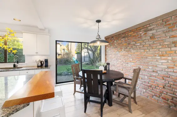 4198 Sunset Boulevard, North Vancouver For Sale - image 17