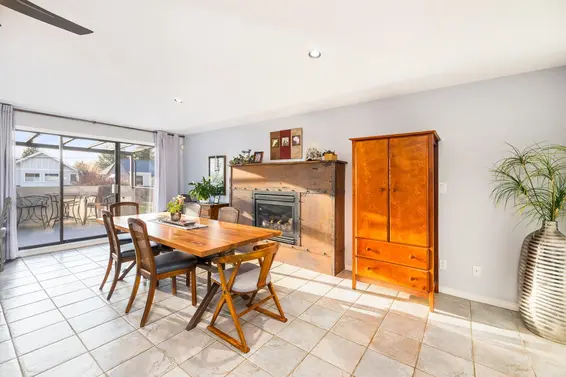 4198 Sunset Boulevard, North Vancouver For Sale - image 30