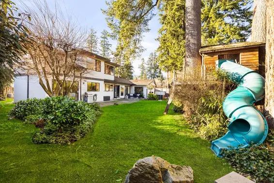 4198 Sunset Boulevard, North Vancouver For Sale - image 31