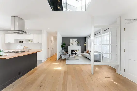 1271 Pinewood Crescent, North Vancouver