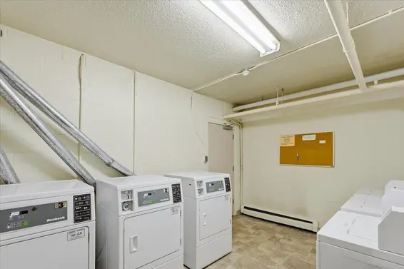 313 145 West 18 Street, North Vancouver For Sale - image 23