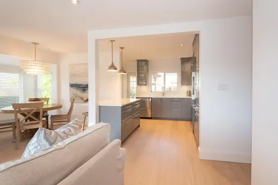 416 West 26th Street, North Vancouver For Sale - image 11