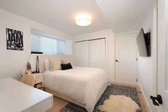 416 West 26th Street, North Vancouver For Sale - image 29
