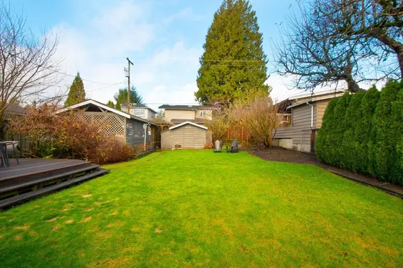 416 West 26th Street, North Vancouver For Sale - image 37