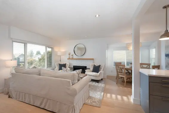 416 West 26th Street, North Vancouver For Sale - image 4