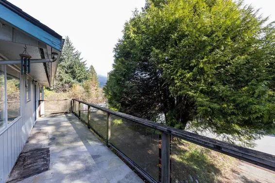 981 Friar Crescent, North Vancouver For Sale - image 15