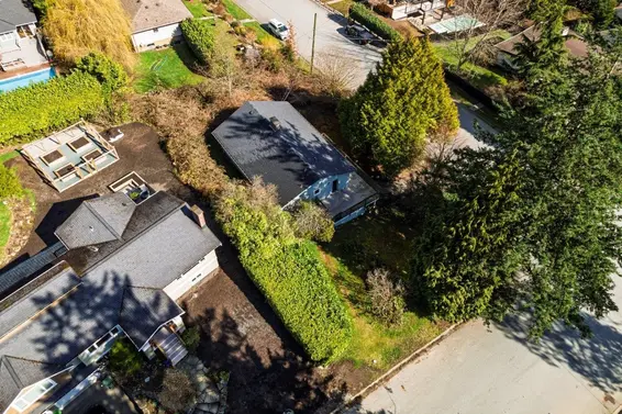 981 Friar Crescent, North Vancouver For Sale - image 20