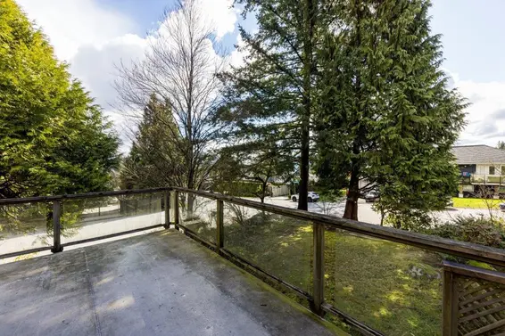 981 Friar Crescent, North Vancouver For Sale - image 7