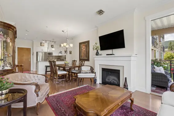 203 1111 East 27th Street, North Vancouver For Sale - image 2