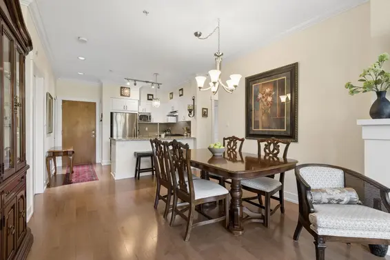 203 1111 East 27th Street, North Vancouver For Sale - image 5