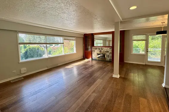 1395 Ottawa Avenue, West Vancouver For Sale - image 2