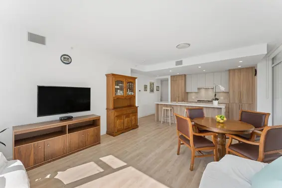 206 2325 Emery Court, North Vancouver For Sale - image 4