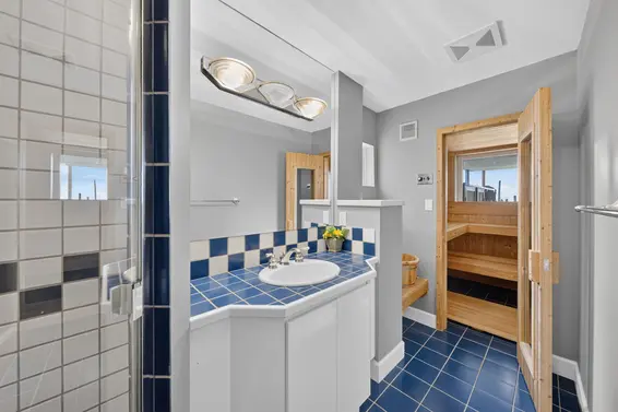 1572 Chippendale Court, West Vancouver For Sale - image 36