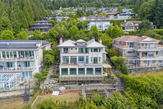 1572 Chippendale Court, West Vancouver For Sale - image 4