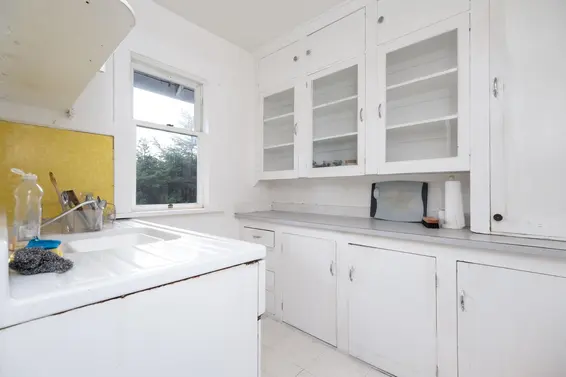 1195 Dempsey Road, North Vancouver For Sale - image 4