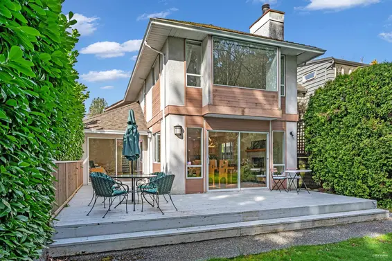1006 Sinclair Street, West Vancouver