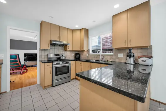 1006 Sinclair Street, West Vancouver For Sale - image 17