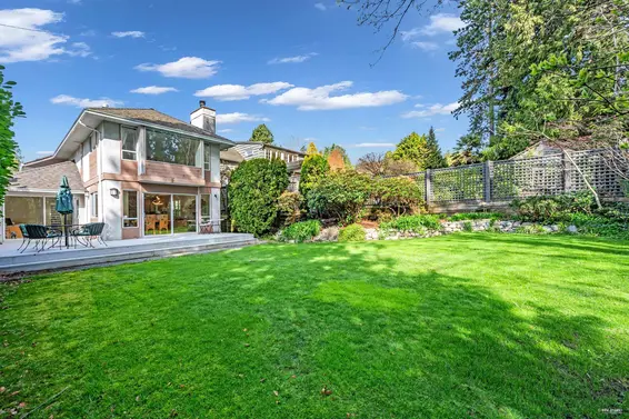 1006 Sinclair Street, West Vancouver For Sale - image 3