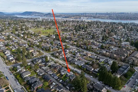 328 East 16th Street, North Vancouver For Sale - image 37