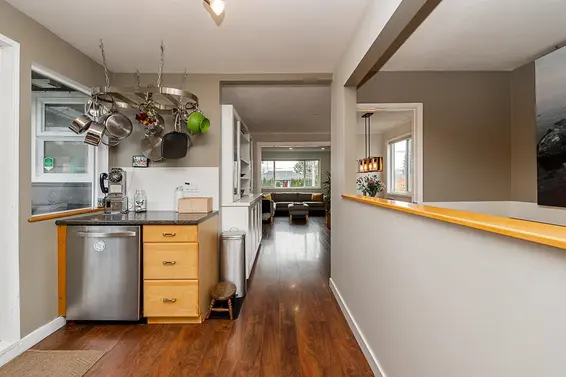 328 East 16th Street, North Vancouver For Sale - image 9