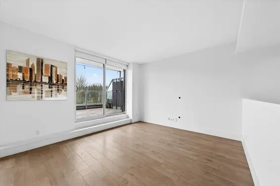 610 680 Seylynn Crescent, North Vancouver For Sale - image 16