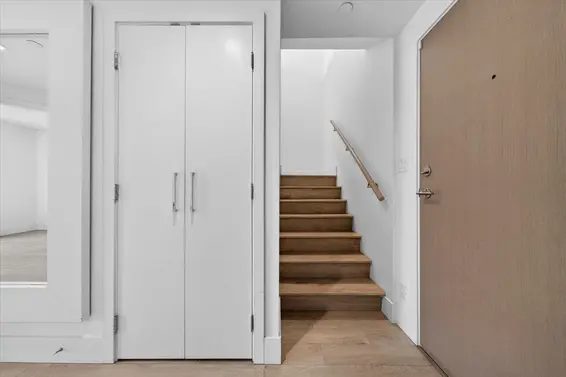 610 680 Seylynn Crescent, North Vancouver For Sale - image 19