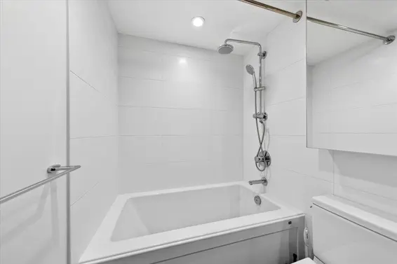 610 680 Seylynn Crescent, North Vancouver For Sale - image 21