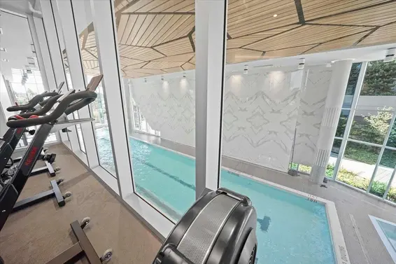 610 680 Seylynn Crescent, North Vancouver For Sale - image 39