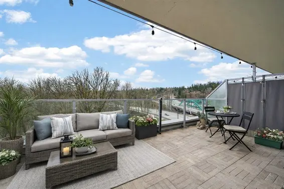 610 680 Seylynn Crescent, North Vancouver For Sale - image 8