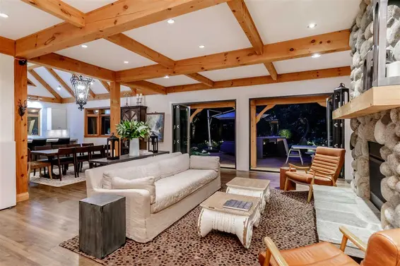 790 Grantham Place, North Vancouver For Sale - image 3