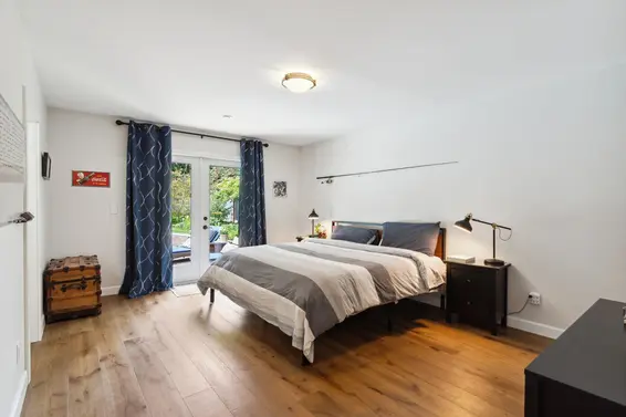 3061 Bewicke Avenue, North Vancouver For Sale - image 12