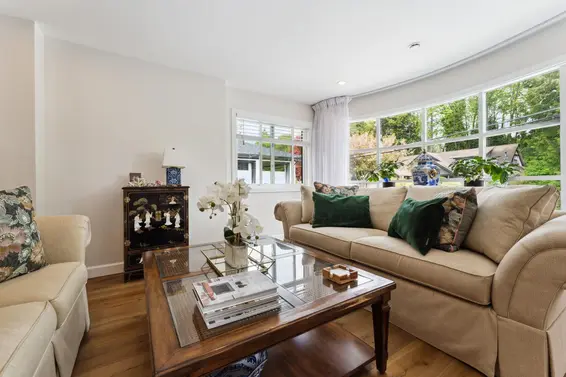 3061 Bewicke Avenue, North Vancouver For Sale - image 4