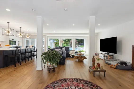 3061 Bewicke Avenue, North Vancouver For Sale - image 5