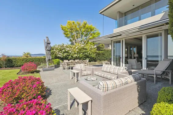2406 Bellevue Avenue, West Vancouver For Sale - image 2