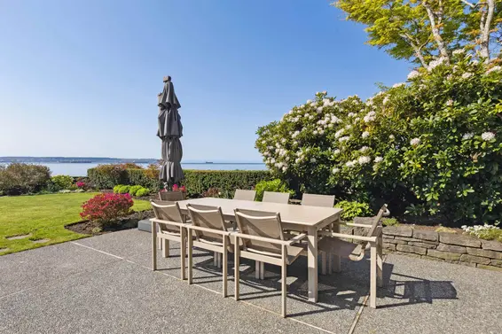 2406 Bellevue Avenue, West Vancouver For Sale - image 32