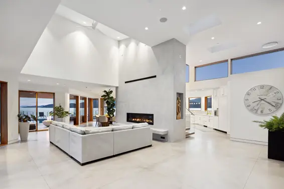 15 Brunswick Beach Road, Lions Bay For Sale - image 11