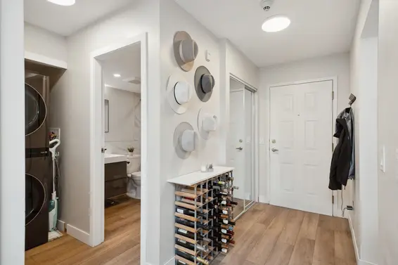 102 1535 Chesterfield Avenue, North Vancouver For Sale - image 19