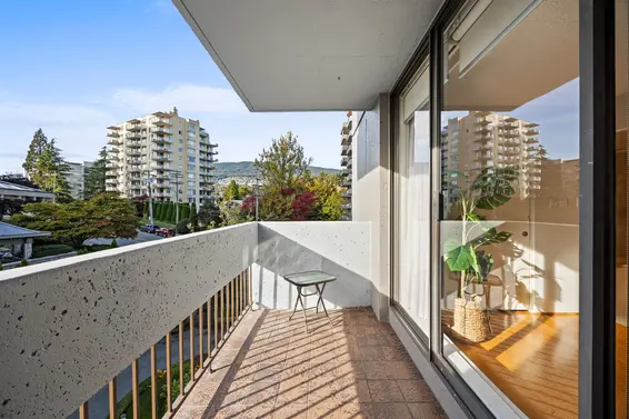 401 1930 Bellevue Avenue, West Vancouver For Sale - image 33