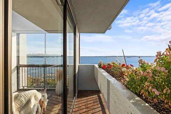 401 1930 Bellevue Avenue, West Vancouver For Sale - image 6