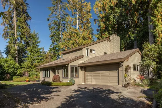 4132 Virginia Crescent, North Vancouver