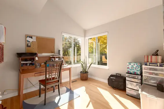 4132 Virginia Crescent, North Vancouver For Sale - image 21