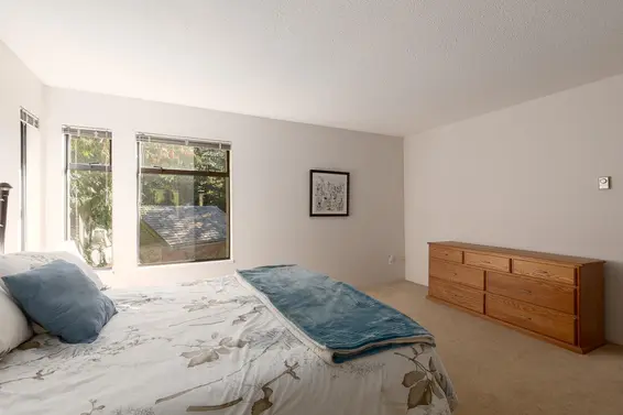 4132 Virginia Crescent, North Vancouver For Sale - image 25