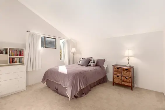 4132 Virginia Crescent, North Vancouver For Sale - image 28