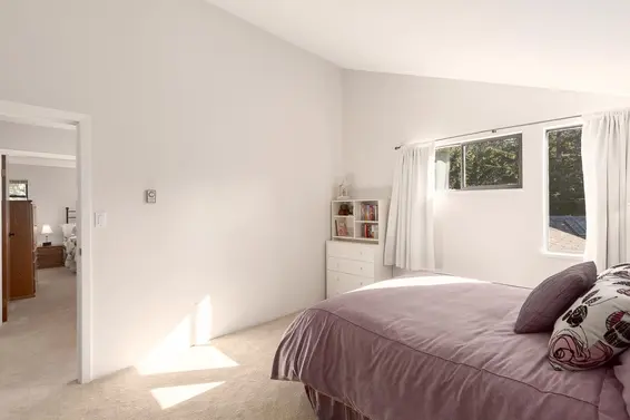 4132 Virginia Crescent, North Vancouver For Sale - image 29