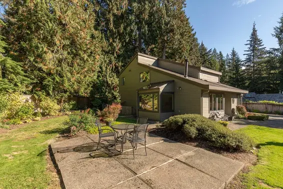 4132 Virginia Crescent, North Vancouver For Sale - image 38