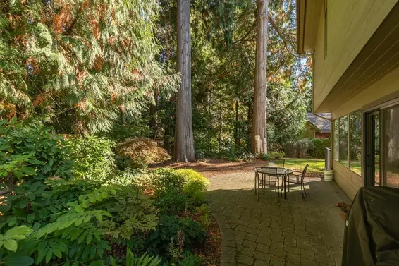 4132 Virginia Crescent, North Vancouver For Sale - image 40