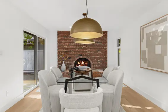 5540 Marine Drive, West Vancouver For Sale - image 12